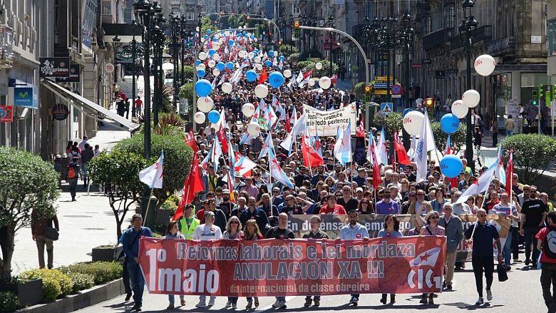 2016 05 01 ManifaPrimeiroMaioVigo01.jpg